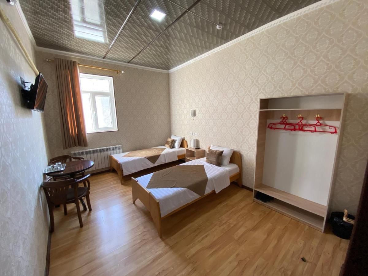Polvon Ota Hotel ヒヴァ エクステリア 写真
