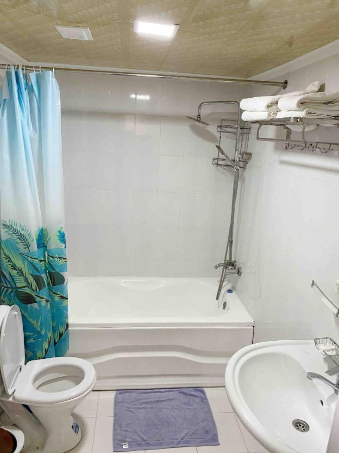 Polvon Ota Hotel ヒヴァ エクステリア 写真
