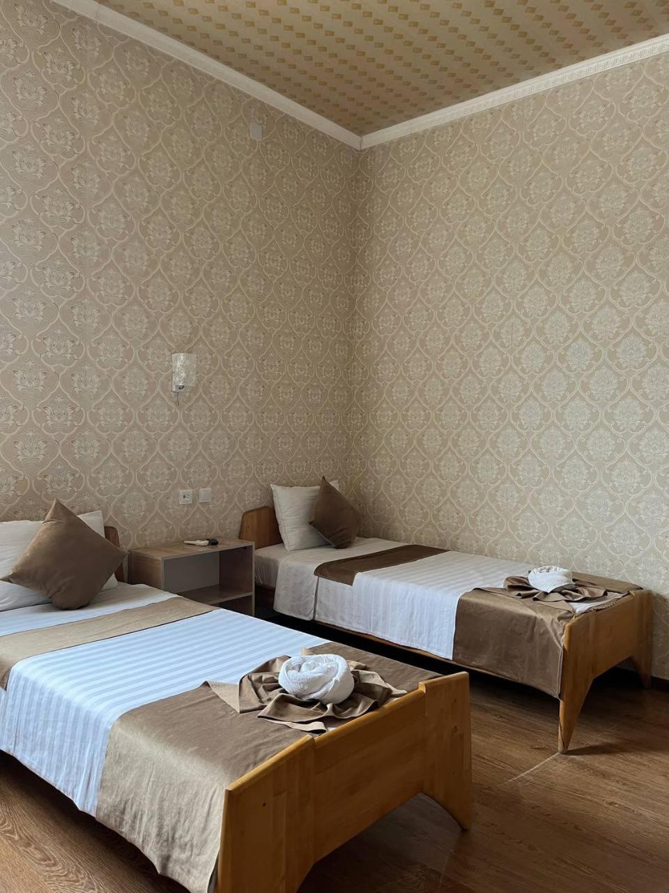 Polvon Ota Hotel ヒヴァ エクステリア 写真